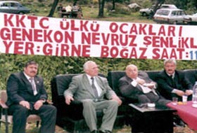 Denktaş: Başörtüsü Yoktur