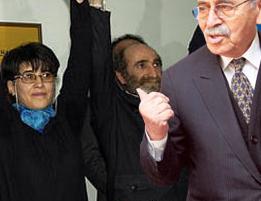 "KÜRT YOK, KÜRTÇE YOK"