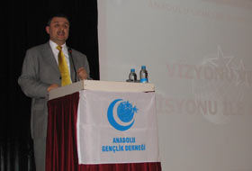 Anadolu Gençlik geleceğe hazırlanıyor