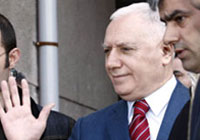 Haberal'da Anında Hastalandı