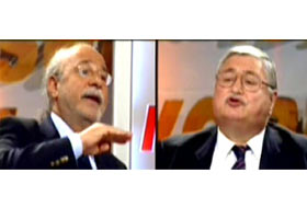 "Şerefsizsiniz" dedi, cevabı sert oldu(VİDEO)