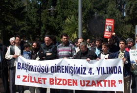 Sakarya'da 188. Başörtüsü Eylemi (FOTO)