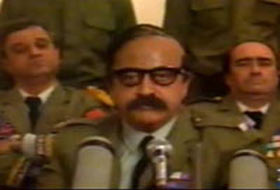 Kırca darbe skeçlerini çabuk unutmuş (VİDEO)