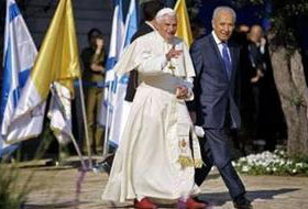 Papa'dan ahlaksız adım