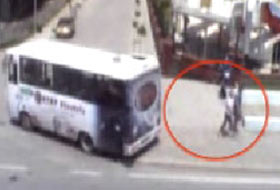 Turistlerin Yalanı Kameralara Takıldı (VİDEO)