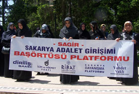 Sakarya'da 192. Başörtüsü Eylemi (FOTO)
