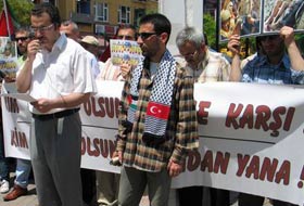 Kocaeli'de 213. başörtüsü eylemi