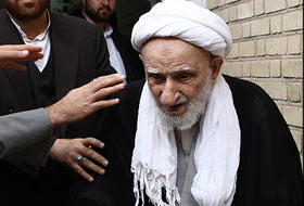 Ayetullah Behcet Hakk'ın Rahmetine Kavuştu