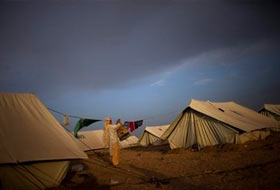 Cezayir'de 6 Bin Mülteci