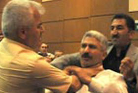 AKP'de Yumruklar Konuştu