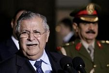 Talabani Kerkük'ün "Kürt Tapusunun" Elinde Olduğunu Savunuyor