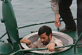 İran radara yakalanmayan denizaltı üretti (FOTO)