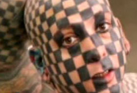 Dövme yapmak caiz mi ? (VİDEO)