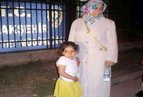 "Baba" polis, asker ve hakim olunca