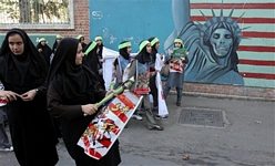 İran ABD'lilerin parmak izini alacak