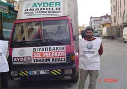 AYDER'den Diyarbakır'a yardım konvoyu