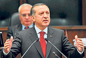 'Her tartışma ekonomiyi etkiliyor'