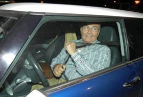 Baykal Kırmızı Işıkta Geçti