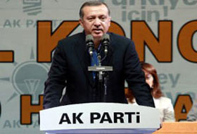 'Atatürk kalksa hepsini mezara gömer'