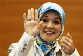 Başörtülü vekil ölümden döndü