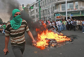 İsveç'te İran Büyükelçiliğine Saldırı