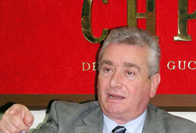 CHP"li Sirmen"in "fesat"çılık dâvâları birleştirildi