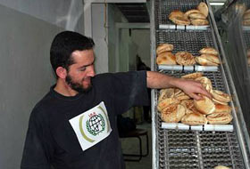 Gazze'de her gün bin aileye ekmek