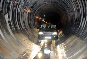 Erdoğan, Boğaz'ın 140 metre altından geçti