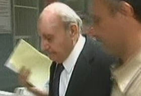 Üzmez cezaevi girişinde konuştu