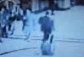 Endonezya bombalı saldırılarla sarsıldı