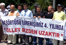 Sakarya'da 201. Başörtüsü Eylemi (FOTO)