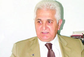 "Kimse Türkiye'yi bir şeriat devleti yapamaz"