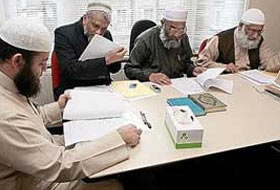 İngilizler müslümanların mahkemesine gidiyor