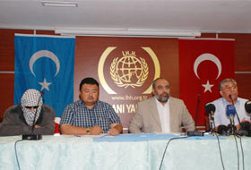 İHH'dan Çin Katliamına Protesto