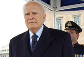 Yunan Cumhurbaşkanı: Kıbrıs işgal altında