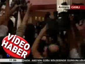 Vakit muhabirini dışarı atan soru Video