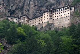 Sümela Manastırı'nda ayin gerginliği