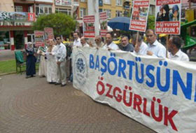 Kocaeli'de 226. Başörtüsü Eylemi