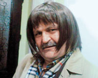 Çiçek'ci müdürünün ilginç fotoğrafları