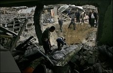 İsrail Beyt Hanun'a roketle saldırdı