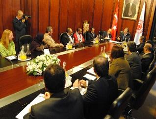 Konvoy'un Meclis Mesaisi Nasıl Geçti?