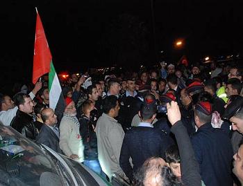 Filistin Konvoyuna Çirkin Engelleme(FOTO)