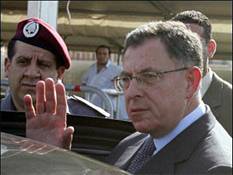 Sinyora'dan Onurlu Boykot