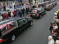 Müslümanları bu caddede yürütmeyiz