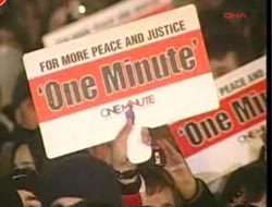 Bütün dünyaya 'One Minute' / Video