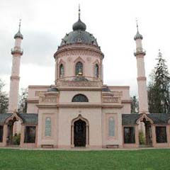 Almanya'da 5 vakit ezana izin