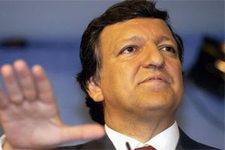 Barroso: Basın özgürlüğü ile ilgili sorunlar var