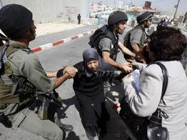 Siyonistler, Kadınlara Saldırdı