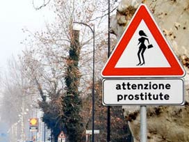 Dikkat Fahişe Çıkabilir(!)