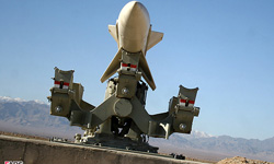 İran"ın Yeni Silahları Tanıtıldı(FOTO)